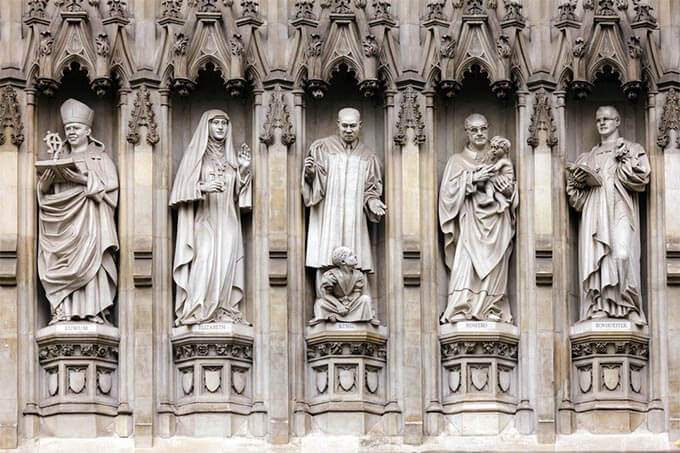 Statuen der Märtyrer des 20en Jahrhunderts Westminster Abbey